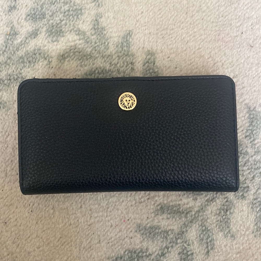 Black Wallet